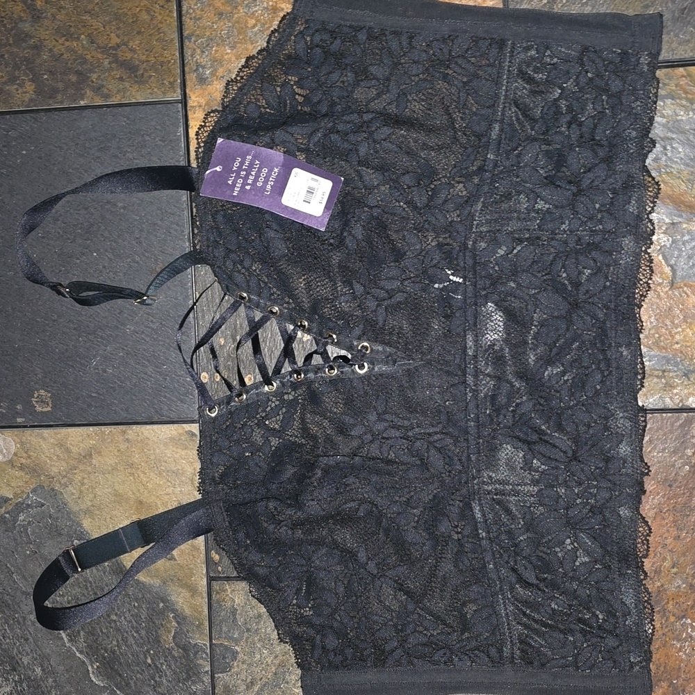 Black Lace Bralett